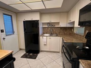 18555 NE 14th Ave 516, Miami FL 33179