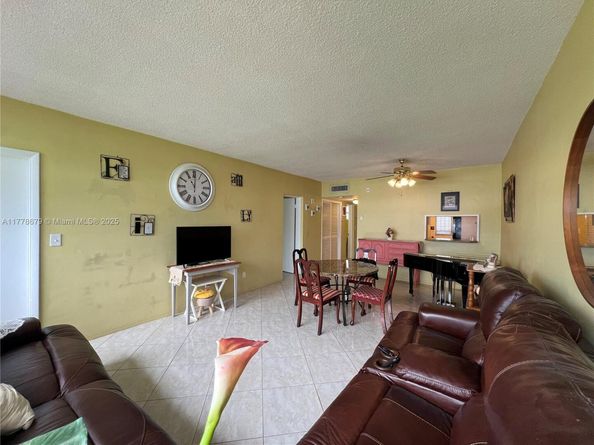 18555 NE 14th Ave 516, Miami FL 33179