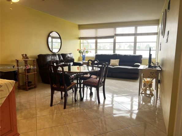 18555 NE 14th Ave 516, Miami FL 33179