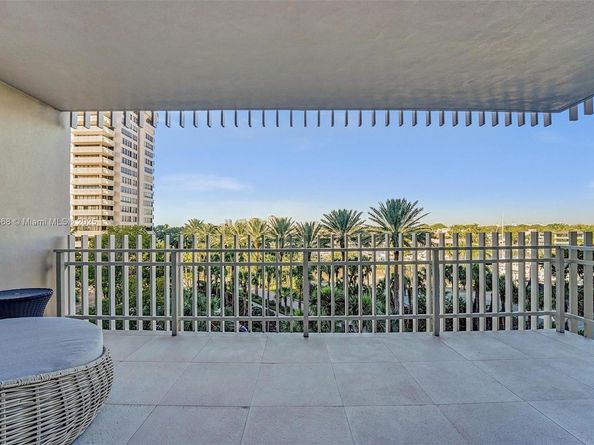 2 Grove Isle Dr B410, Miami FL 33133