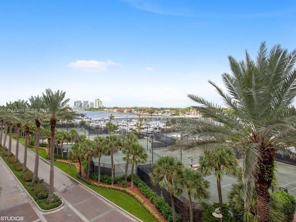 2 Grove Isle Dr B410, Miami FL 33133