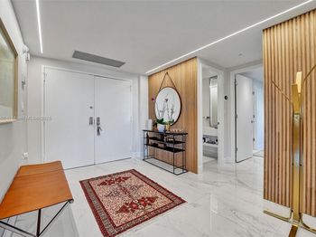 2 Grove Isle Dr