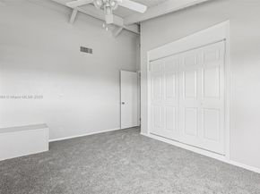 214 SW 4th St, Boca Raton FL 33432