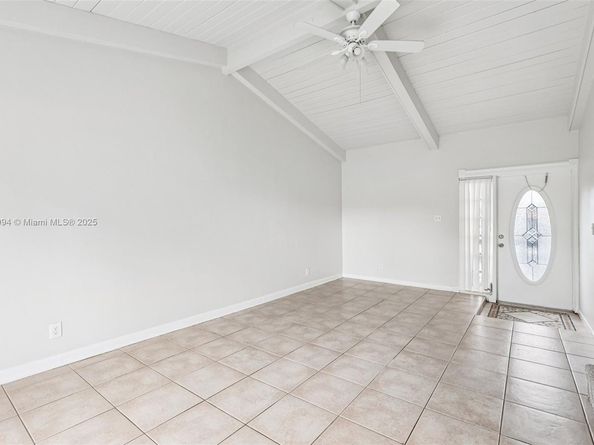 214 SW 4th St, Boca Raton FL 33432