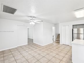 214 SW 4th St, Boca Raton FL 33432