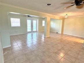 110 E Windsor Rd E, Jupiter FL 33469