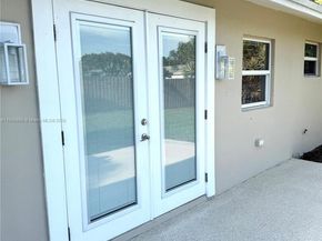 110 E Windsor Rd E, Jupiter FL 33469