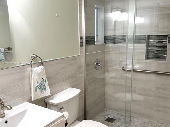 110 E Windsor Rd E, Jupiter FL 33469