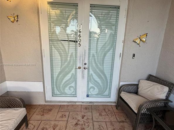 16605 SW 103rd Ct, Miami FL 33157