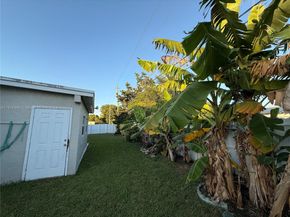 16605 SW 103rd Ct, Miami FL 33157
