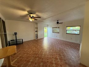 16605 SW 103rd Ct, Miami FL 33157