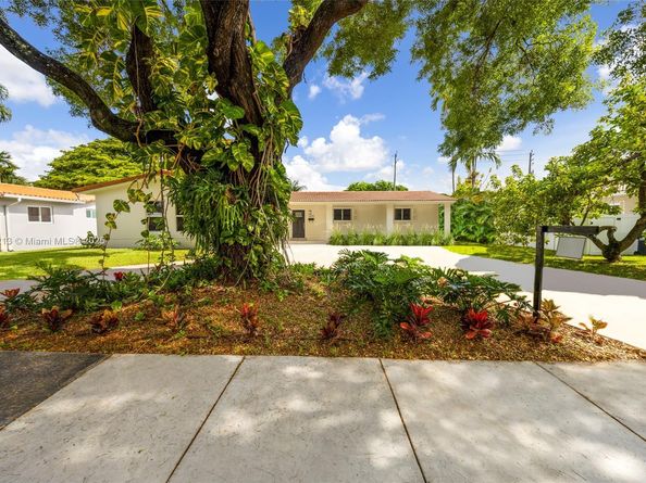 1237 Dove Ave, Miami Springs FL 33166