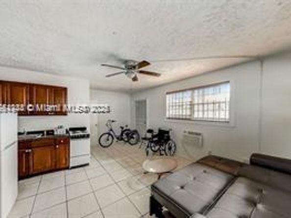 2270 NW 196th Ter, Miami Gardens FL 33056