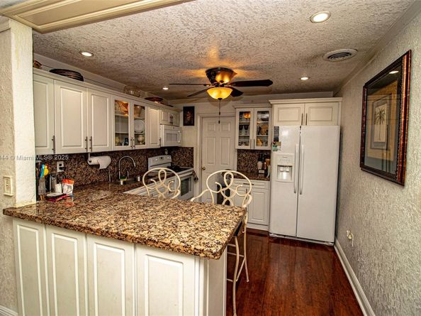 2270 NW 196th Ter, Miami Gardens FL 33056
