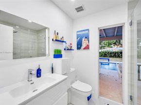 8501 SW 142nd St, Palmetto Bay FL 33158