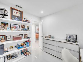 8501 SW 142nd St, Palmetto Bay FL 33158