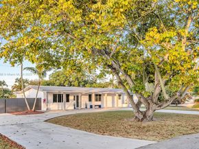 8501 SW 142nd St, Palmetto Bay FL 33158