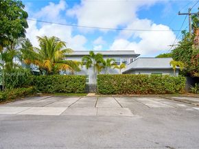 25 NE 12th St, Fort Lauderdale FL 33304