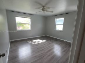 25 NE 12th St, Fort Lauderdale FL 33304