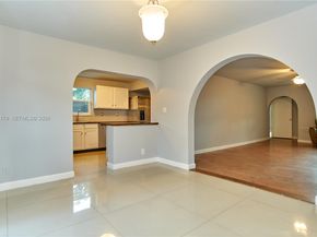 25 NE 12th St, Fort Lauderdale FL 33304