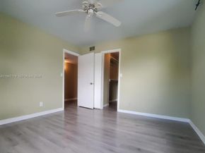 25 NE 12th St, Fort Lauderdale FL 33304