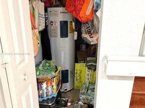 10780 NW 74th Ln, Doral FL 33178