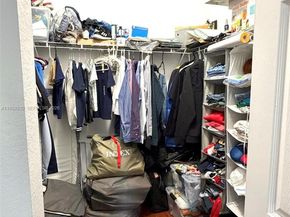 10780 NW 74th Ln, Doral FL 33178