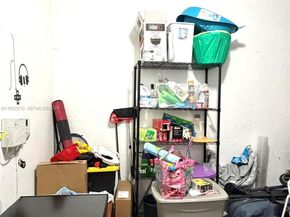 10780 NW 74th Ln, Doral FL 33178