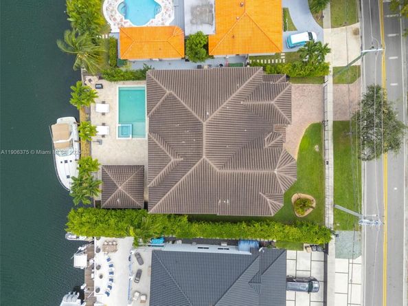 2085 Keystone Blvd, North Miami FL 33181