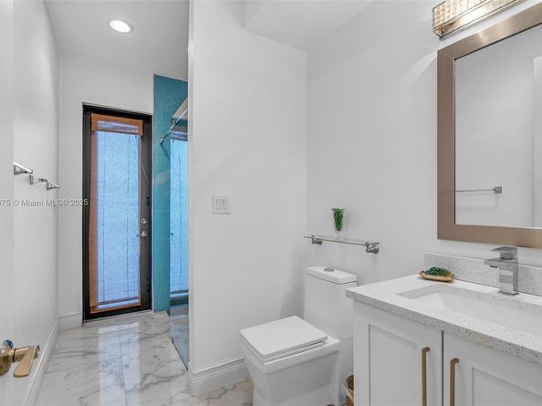 2085 Keystone Blvd, North Miami FL 33181