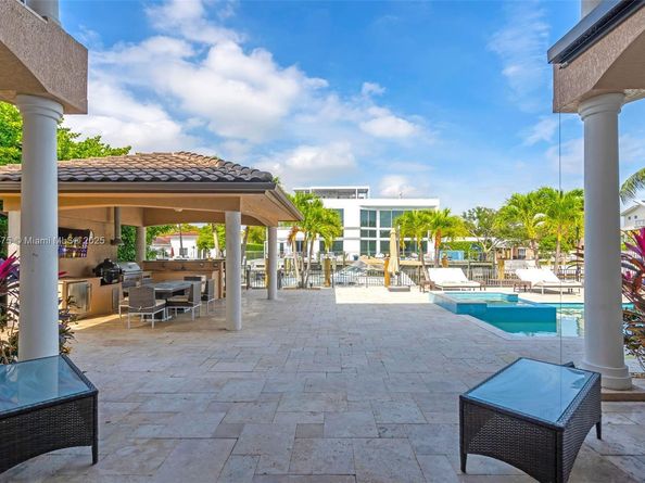 2085 Keystone Blvd, North Miami FL 33181