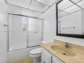 2861 Somerset Dr 104, Lauderdale Lakes FL 33311