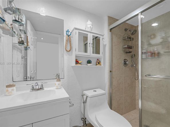 400 N Surf Rd 506, Hollywood FL 33019