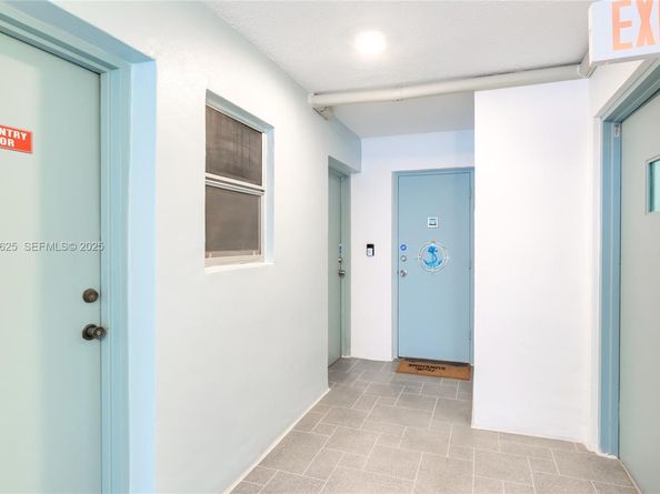 400 N Surf Rd 506, Hollywood FL 33019