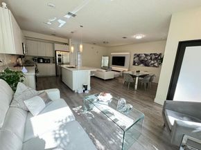 4740 NW 84th Ct 11, Doral FL 33166