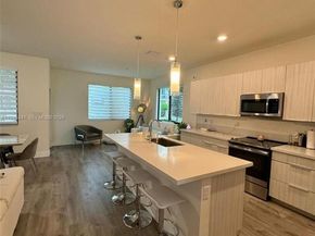 4740 NW 84th Ct 11, Doral FL 33166