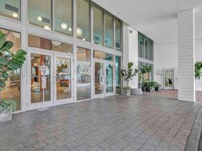 350 S Miami Ave 1403, Miami FL 33130