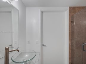 350 S Miami Ave 1403, Miami FL 33130