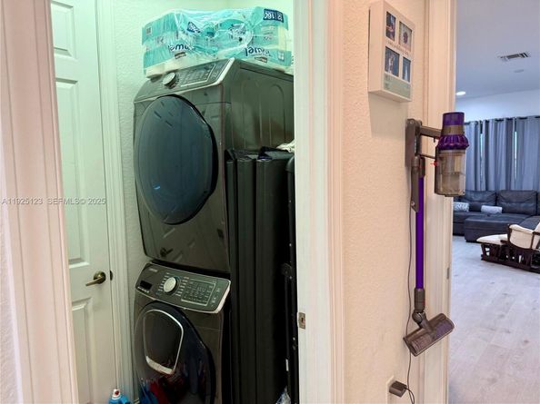 8232 NW 128th Ln 39F, Parkland FL 33076