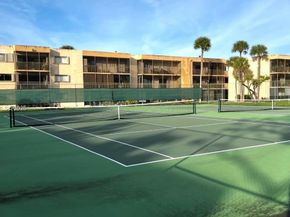8415 SW 107th Ave 208W, Miami FL 33173