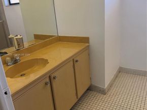 8415 SW 107th Ave 208W, Miami FL 33173