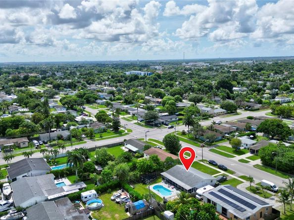 651 NW 15th St, Homestead FL 33030