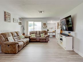 651 NW 15th St, Homestead FL 33030
