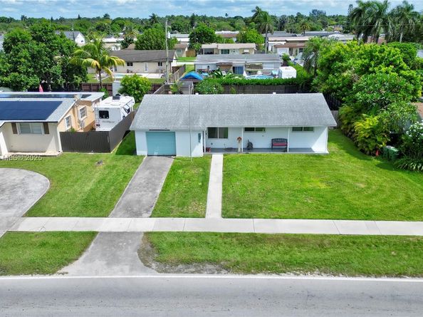 651 NW 15th St, Homestead FL 33030