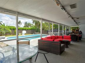 651 NW 15th St, Homestead FL 33030