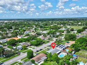 651 NW 15th St, Homestead FL 33030