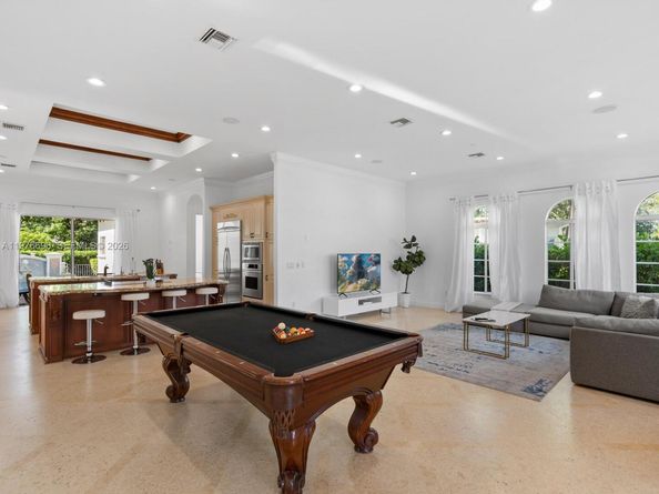 1223 Jackson St, Hollywood FL 33019