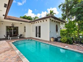 1223 Jackson St, Hollywood FL 33019