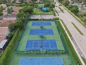 13247 SW 26th St, Miramar FL 33027