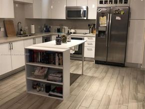 999 SW 1st Ave 2801, Miami FL 33130